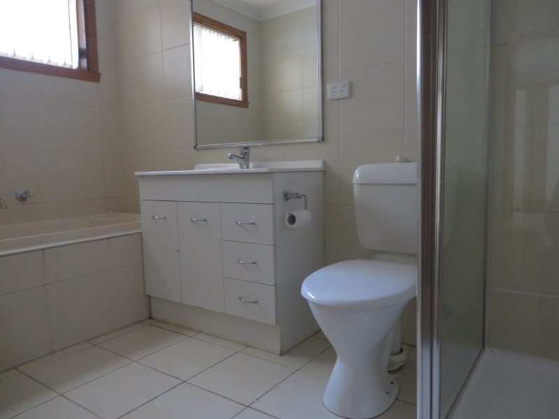 2/24 Nisbett Street, Reservoir VIC 3073