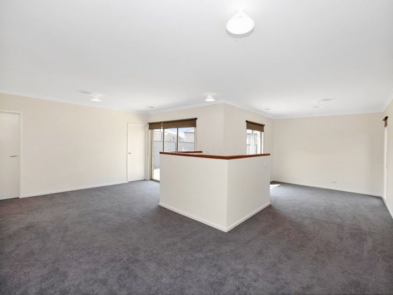 4 Steels Place, South Morang VIC 3752