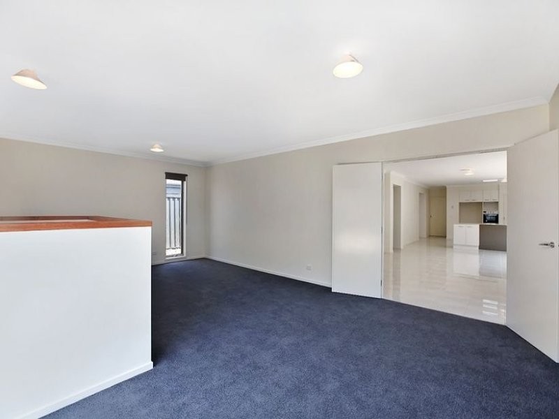 4 Steels Place, South Morang VIC 3752