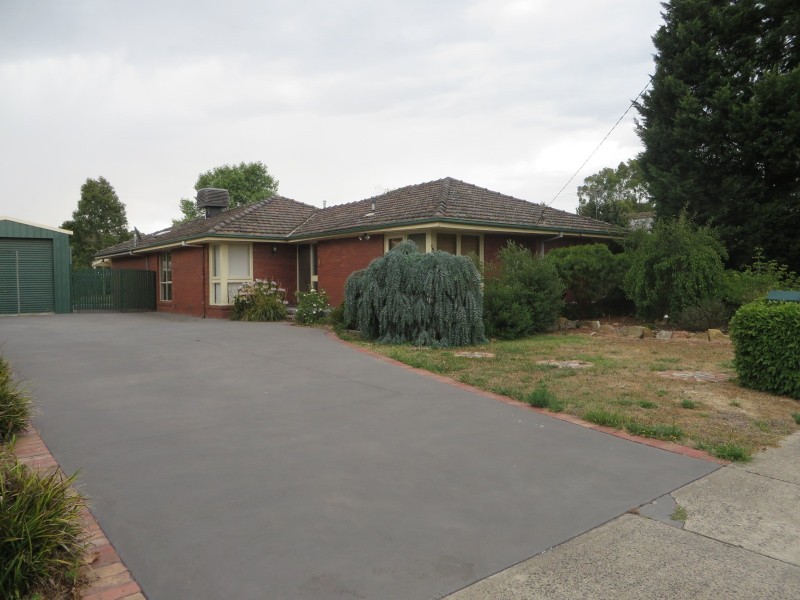 29 Macmeikan Street, Whittlesea VIC 3757