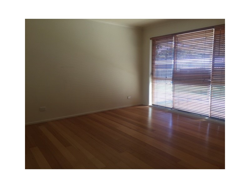 29 Macmeikan Street, Whittlesea VIC 3757