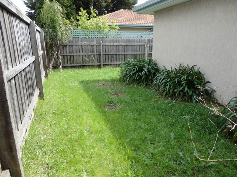 2/68-92 Mckimmies Road, Lalor VIC 3075