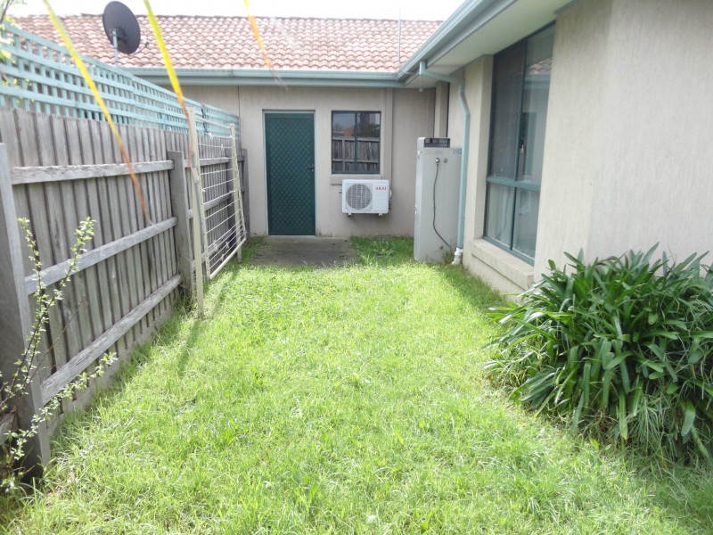 2/68-92 Mckimmies Road, Lalor VIC 3075