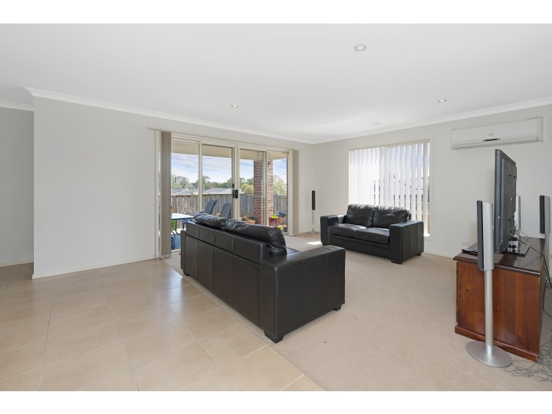 3 Woodridge Crescent, Doreen VIC 3754