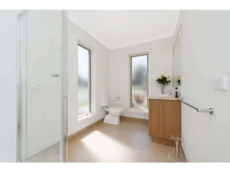 3 Woodridge Crescent, Doreen VIC 3754