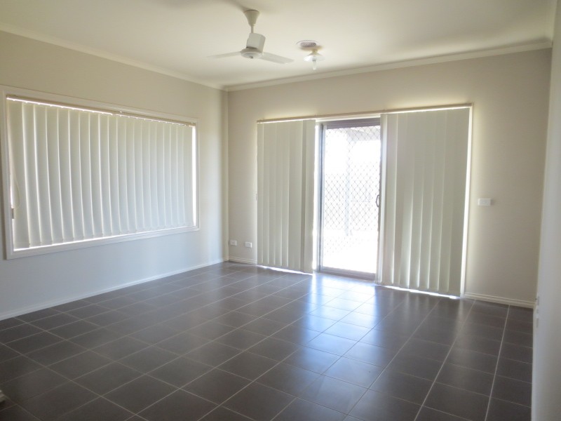 15 Starlight Gardens, Epping VIC 3076