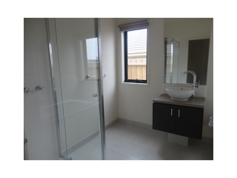 13 Celadon Street, Epping VIC 3076