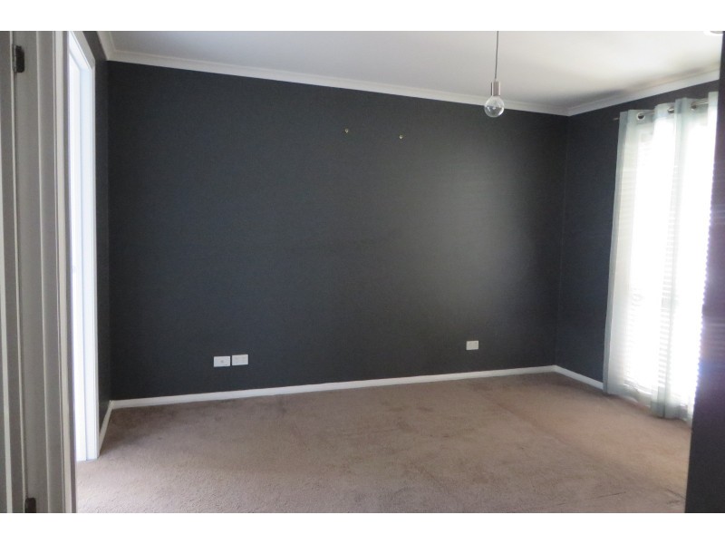 4 Camden Close, South Morang VIC 3752