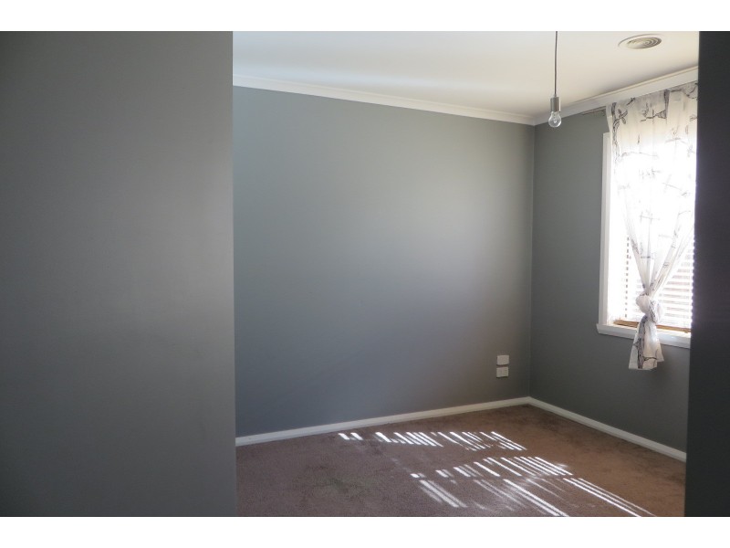 4 Camden Close, South Morang VIC 3752