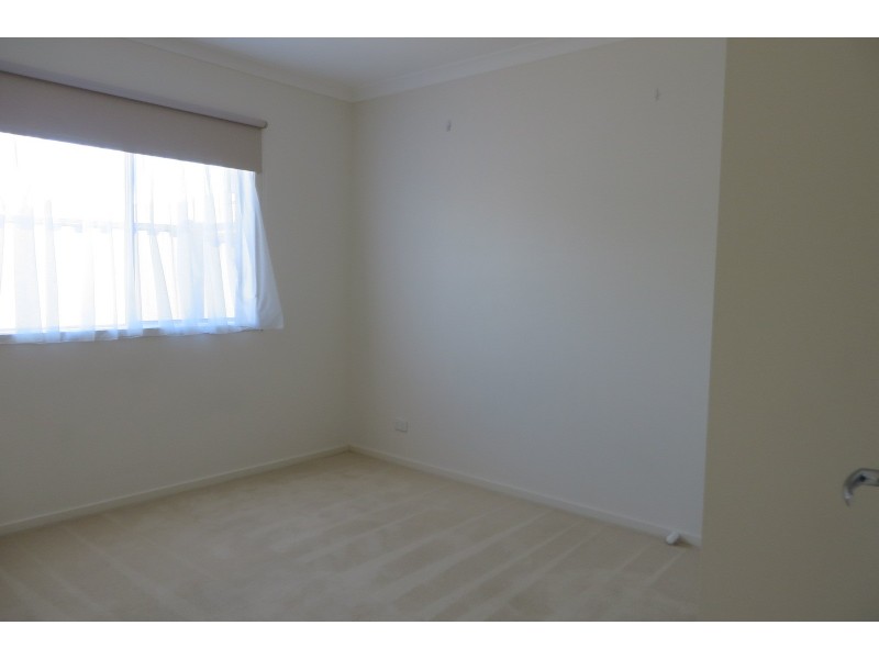 4 Camden Close, South Morang VIC 3752