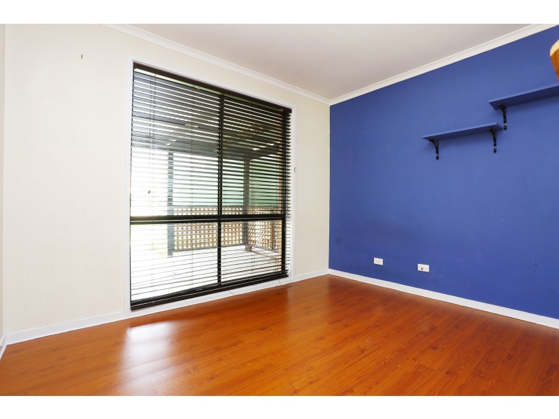 8 De Castella Close, Mill Park VIC 3082