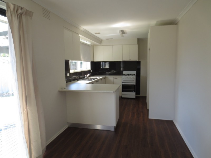 2 Kilborn Court, Mill Park VIC 3082