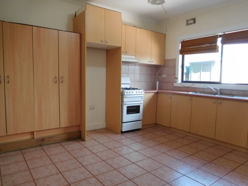 5A Cheddar Road, Reservoir VIC 3073