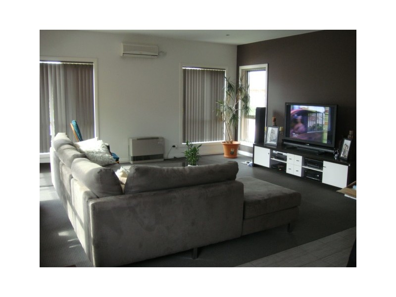 6 Amber Court, South Morang VIC 3752