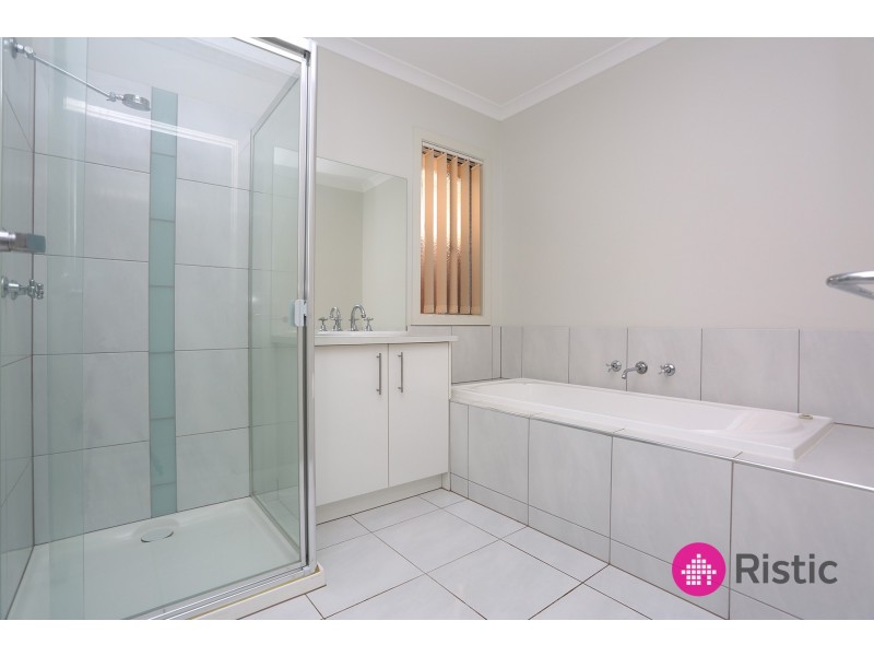 12 McCulloch Street, Mernda VIC 3754