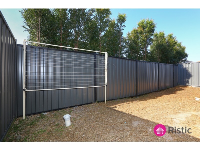 12 McCulloch Street, Mernda VIC 3754