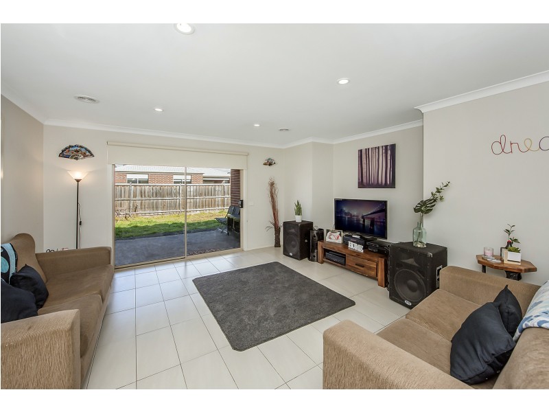 11 Cortona Grange, Mernda VIC 3754