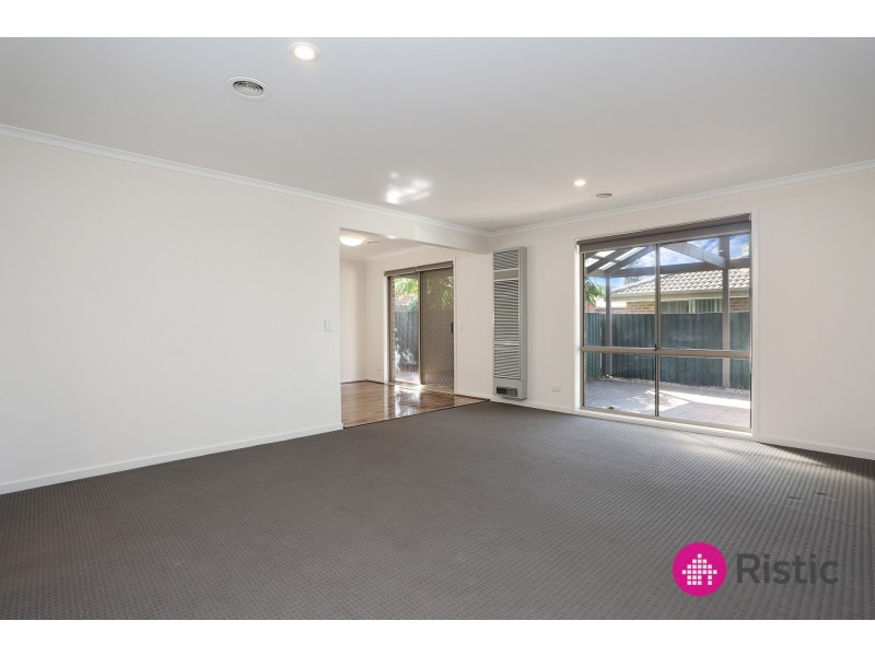 103A Hawkes Drive, Mill Park VIC 3082