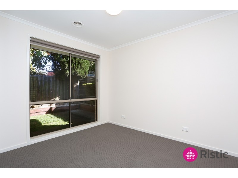 103A Hawkes Drive, Mill Park VIC 3082