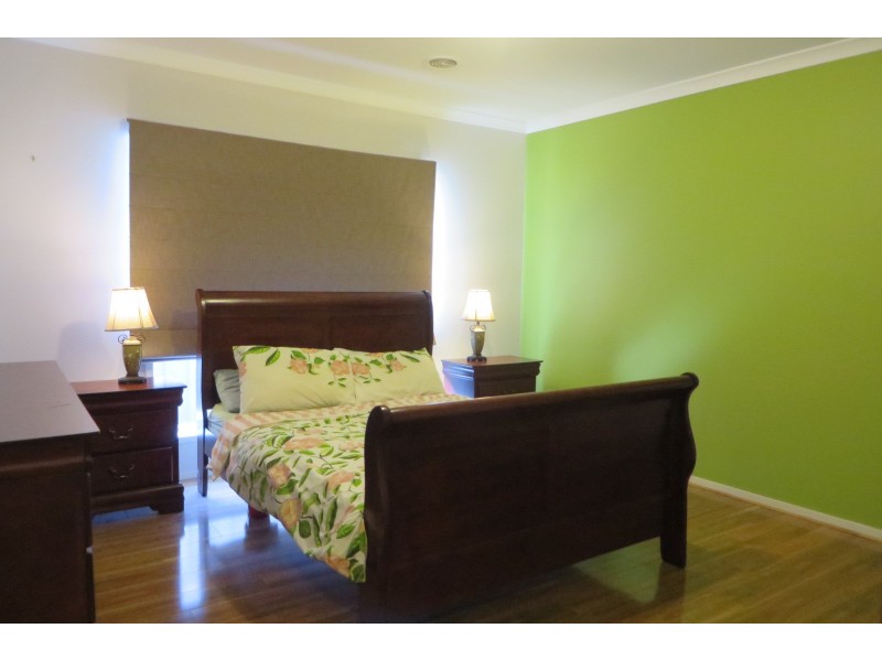 5 Panton Gap Drive, South Morang VIC 3752