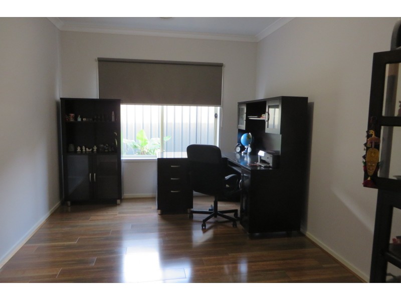 5 Panton Gap Drive, South Morang VIC 3752