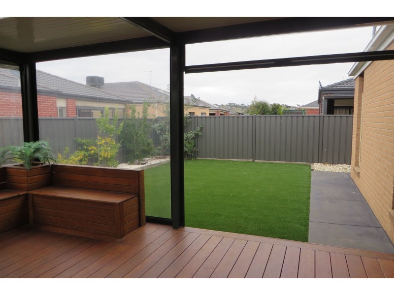 5 Panton Gap Drive, South Morang VIC 3752