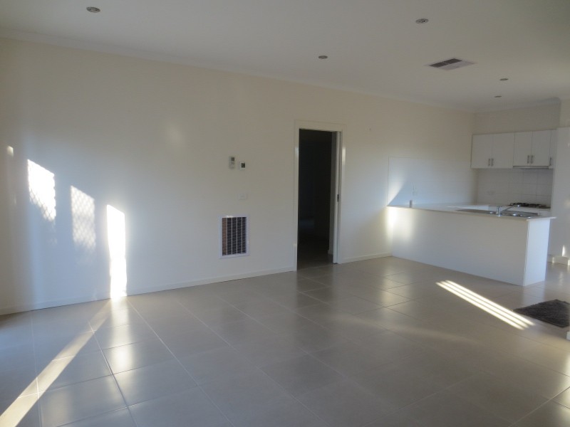 6/36 Houston Street, Epping VIC 3076