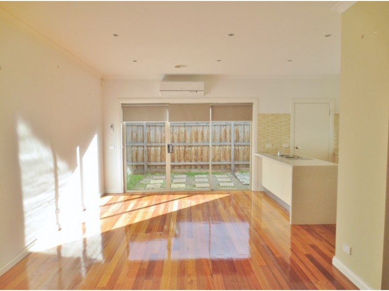 2A Sharp Grove, Coburg North VIC 3058