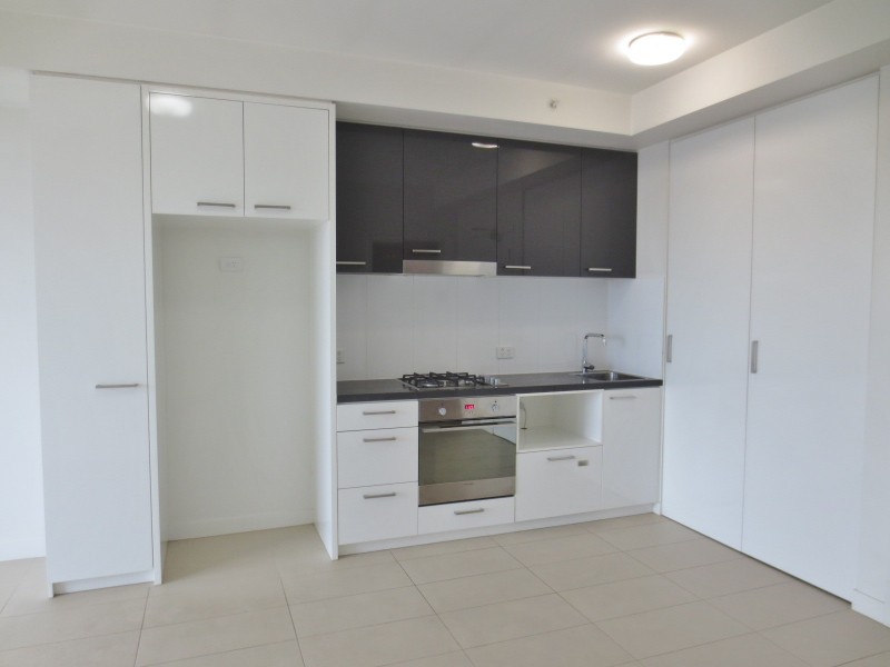 609/14-20 Nicholson Street, Coburg VIC 3058