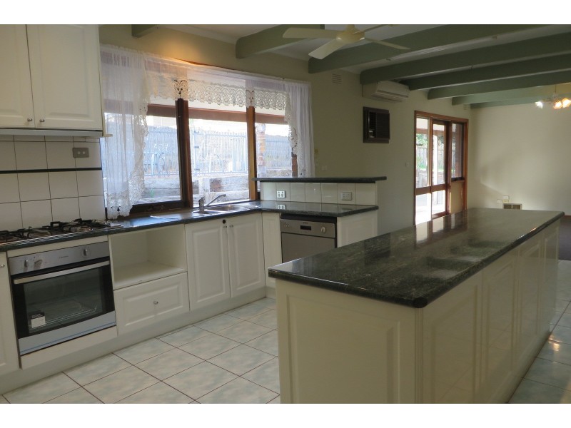 675 Bridge Inn Road, Doreen VIC 3754