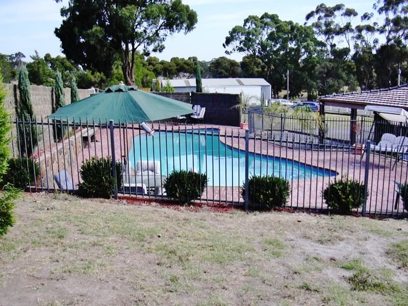 675 Bridge Inn Road, Doreen VIC 3754