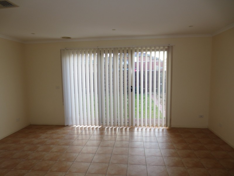 14 Belmont Way, Mill Park VIC 3082