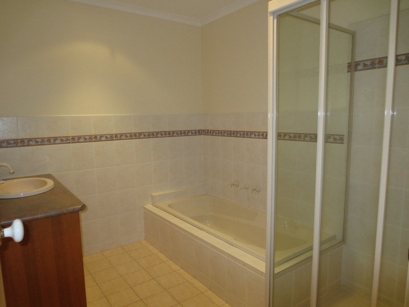 14 Belmont Way, Mill Park VIC 3082