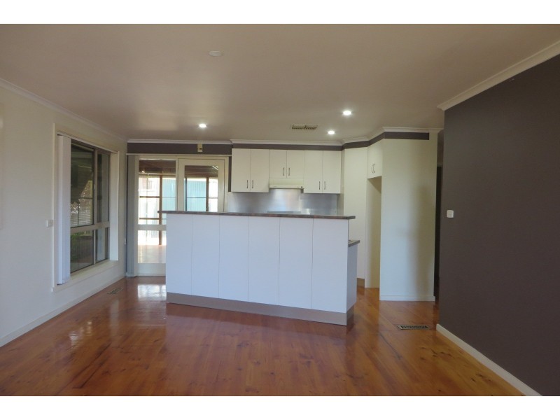 74 McDonalds Road, Epping VIC 3076