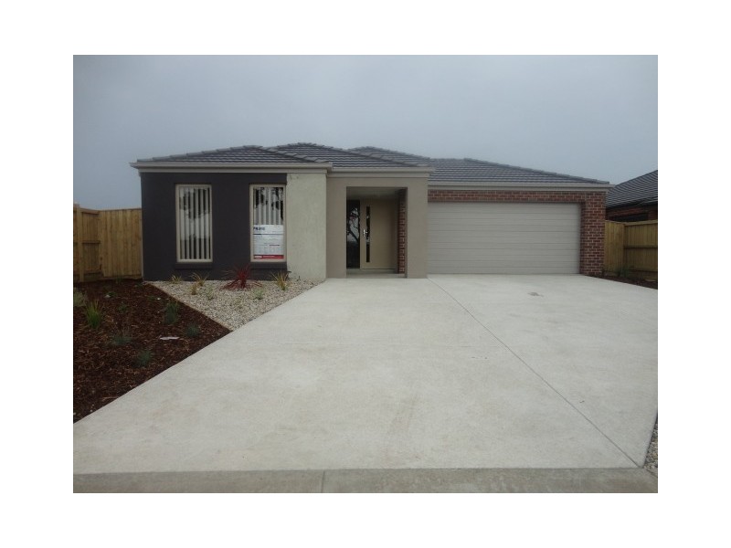 16 Succession Street, Doreen VIC 3754