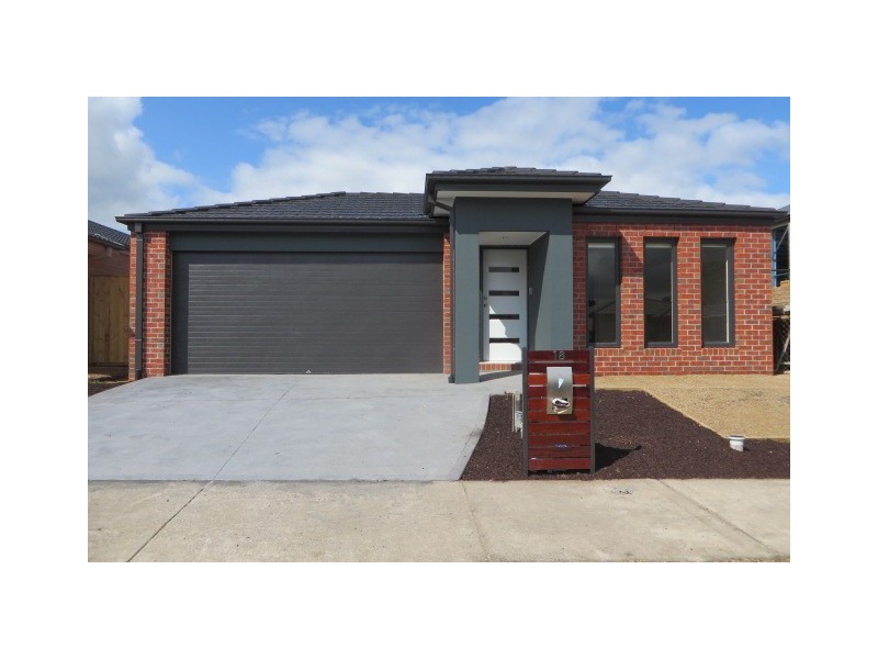 18 Hatfield Drive, Mernda VIC 3754