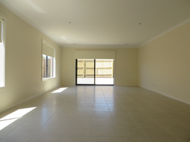 18 Hatfield Drive, Mernda VIC 3754