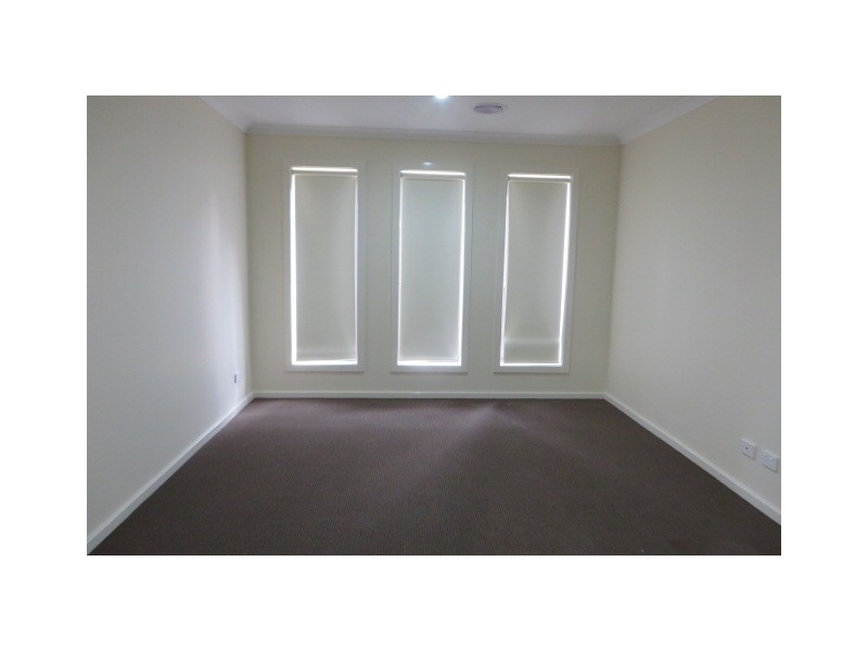 18 Hatfield Drive, Mernda VIC 3754