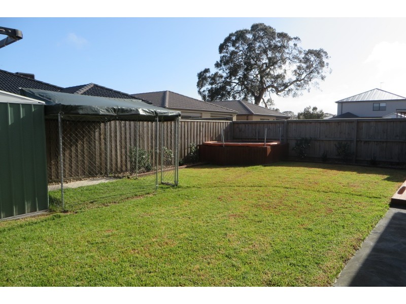 10 Dibella Street, Doreen VIC 3754