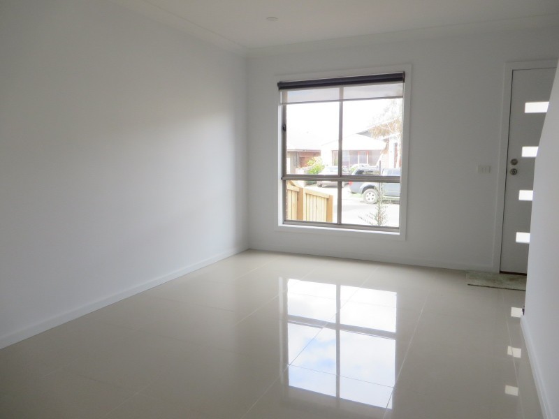 132 Moffat Drive, Lalor VIC 3075