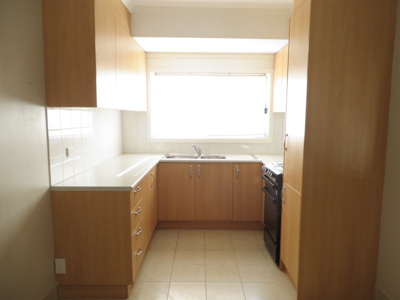 1/24 Nisbett Street, Reservoir VIC 3073
