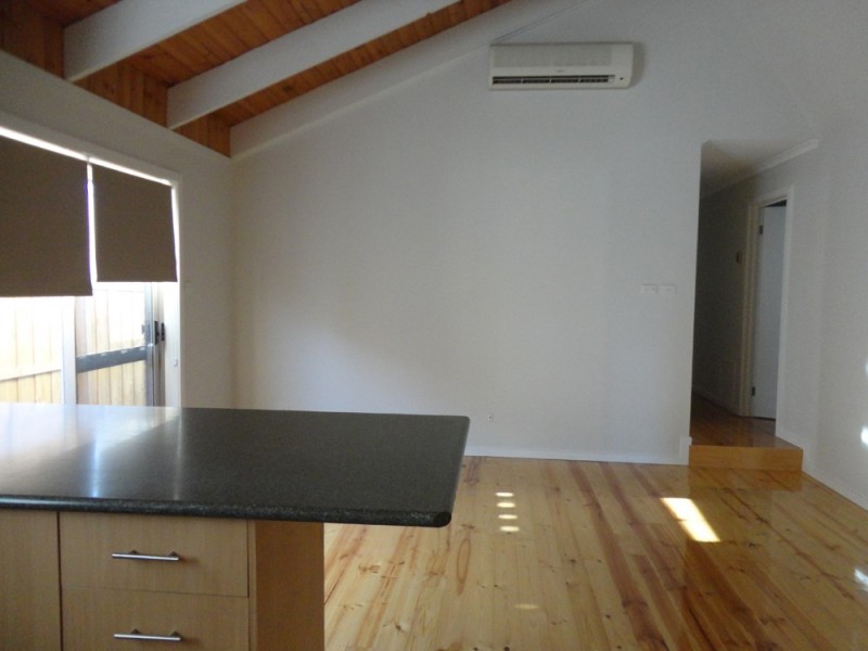 111 Centenary Drive, Mill Park VIC 3082