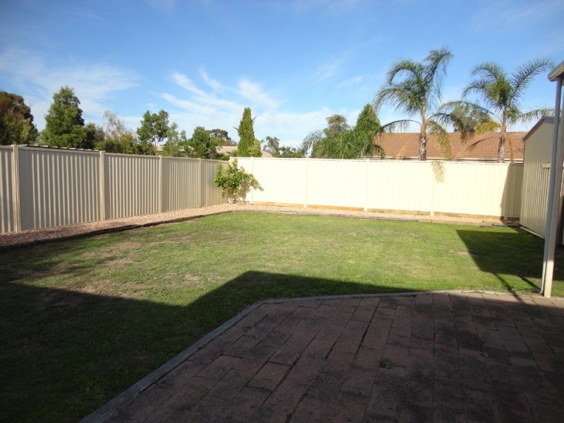 111 Centenary Drive, Mill Park VIC 3082