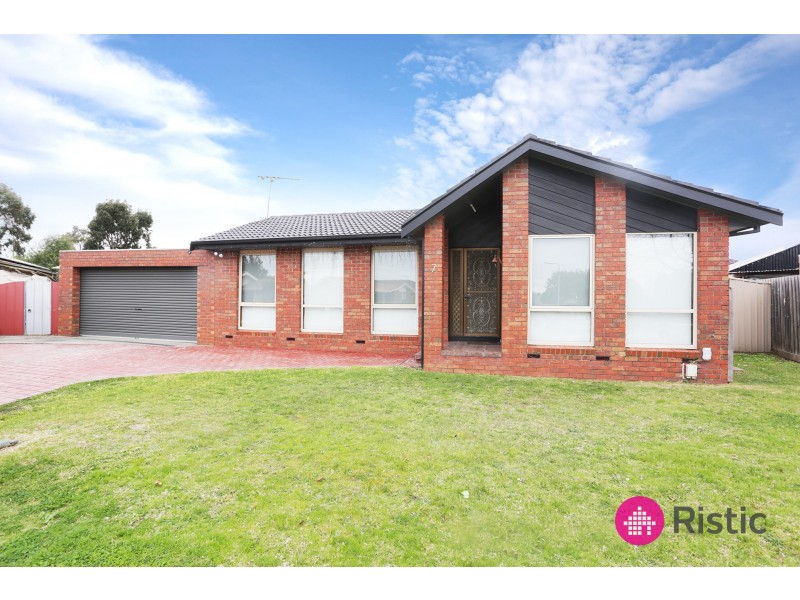7 Wallace Place, Mill Park VIC 3082