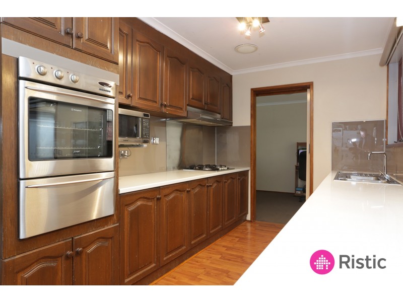 7 Wallace Place, Mill Park VIC 3082