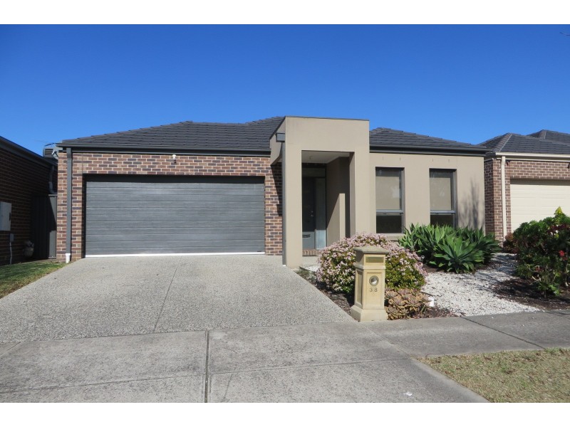 38 Mount Eccles Way, South Morang VIC 3752