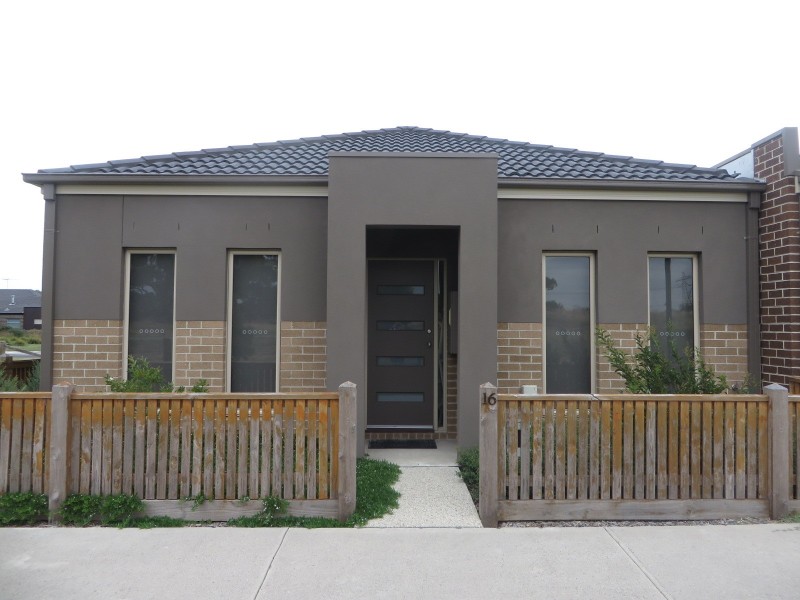 16 Pittard Walk, Epping VIC 3076