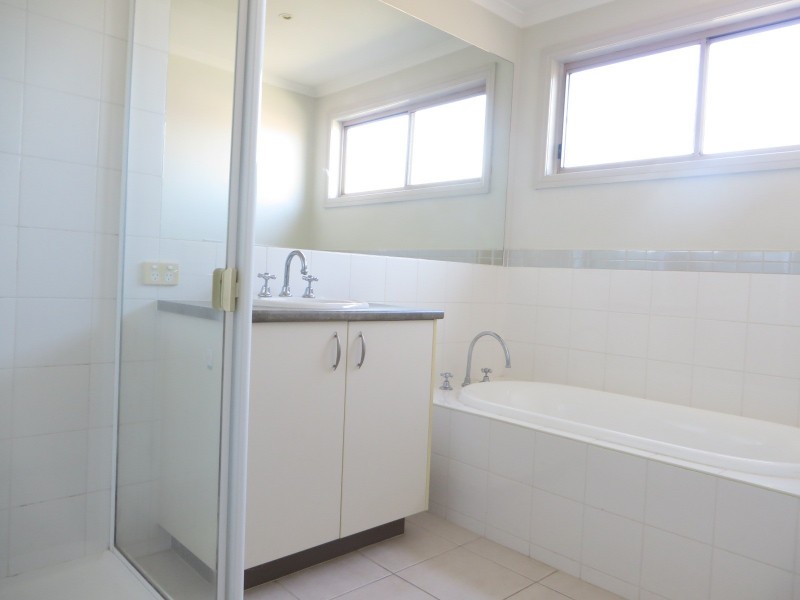 20 Lemon Gum Parade, Bundoora VIC 3083