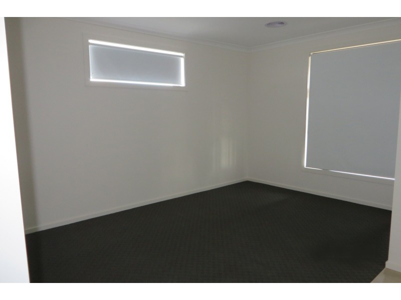 34 Wimmera Crescent, Wollert VIC 3750