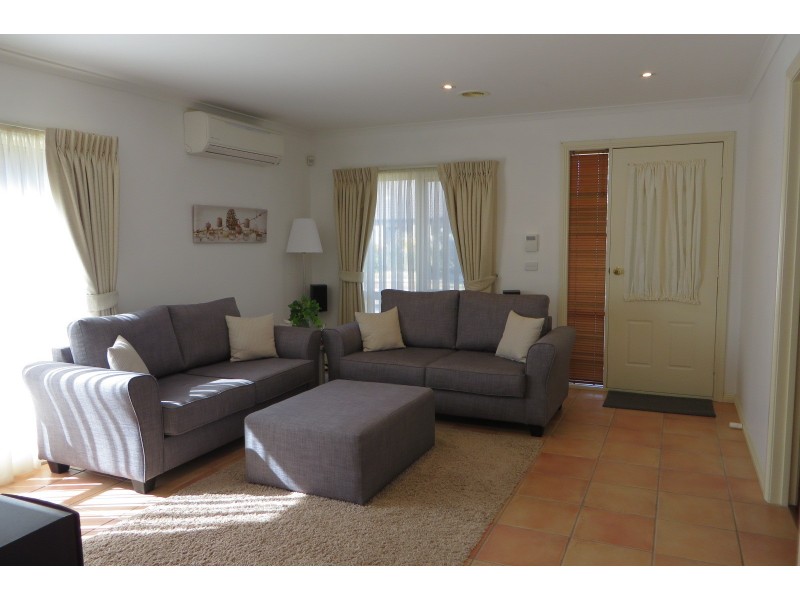 3 Solaire Way, South Morang VIC 3752